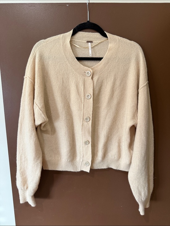 Free People Sweaters - Free People Cream Button-Up 100% Cashmere Cardigan